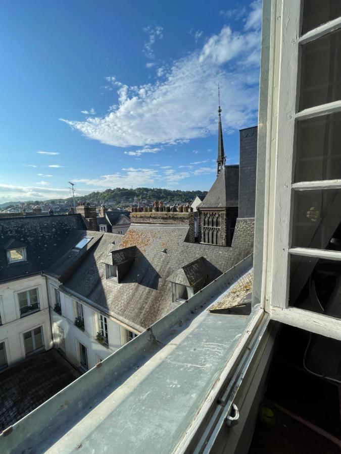 Le Loft Du Homard Bleu - Entre Ciel Et Mer - Free Parking 500M Honfleur Dış mekan fotoğraf
